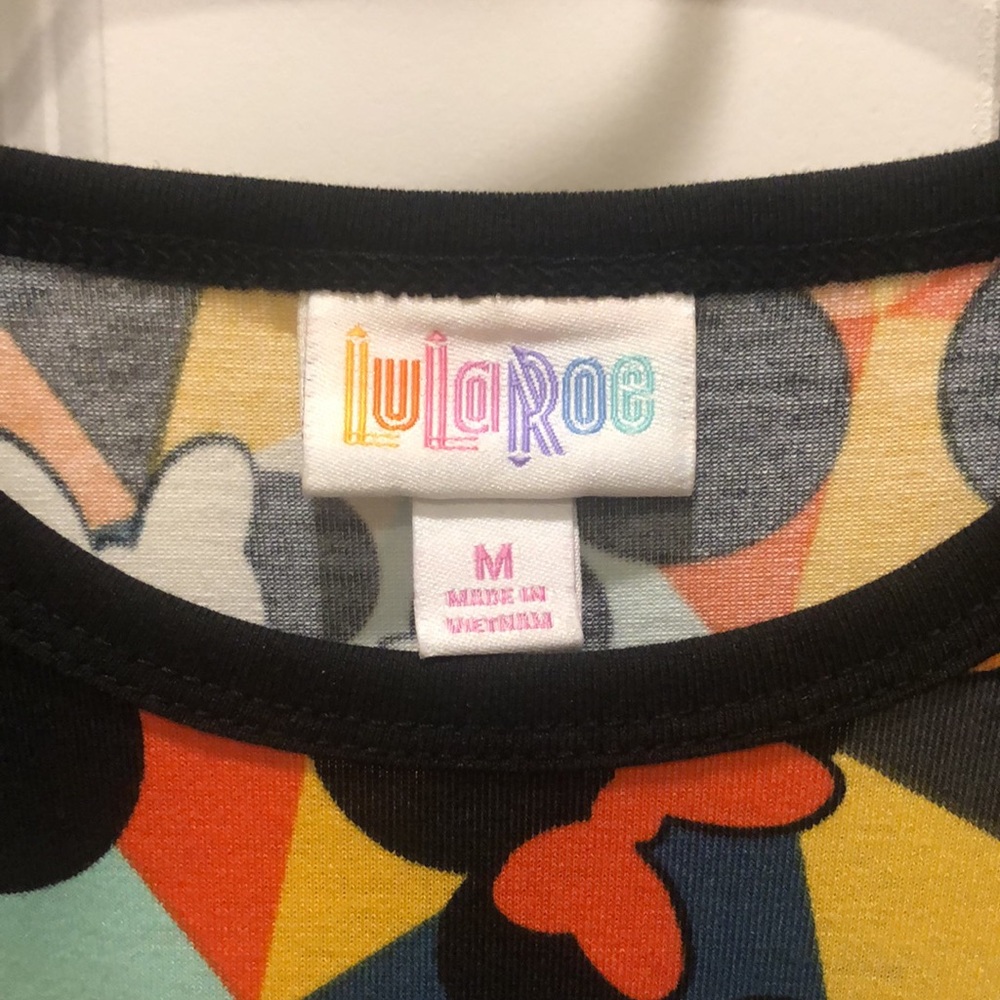 NEW LulaRoe Randy Top Medium - Picture 2 of 6